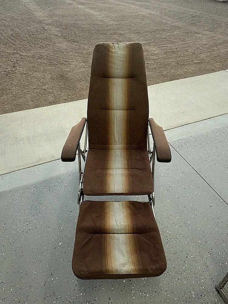 Vintage Cloth Lounge Lawn Chair Recliner with Arm Rests Brown and Yellow ICU USA